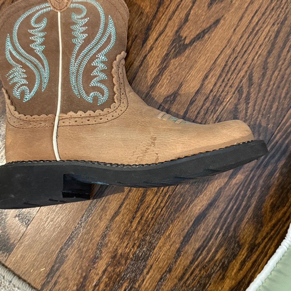 Ariat FatBaby Boots with Turquoise Accents - Picture 7 of 7
